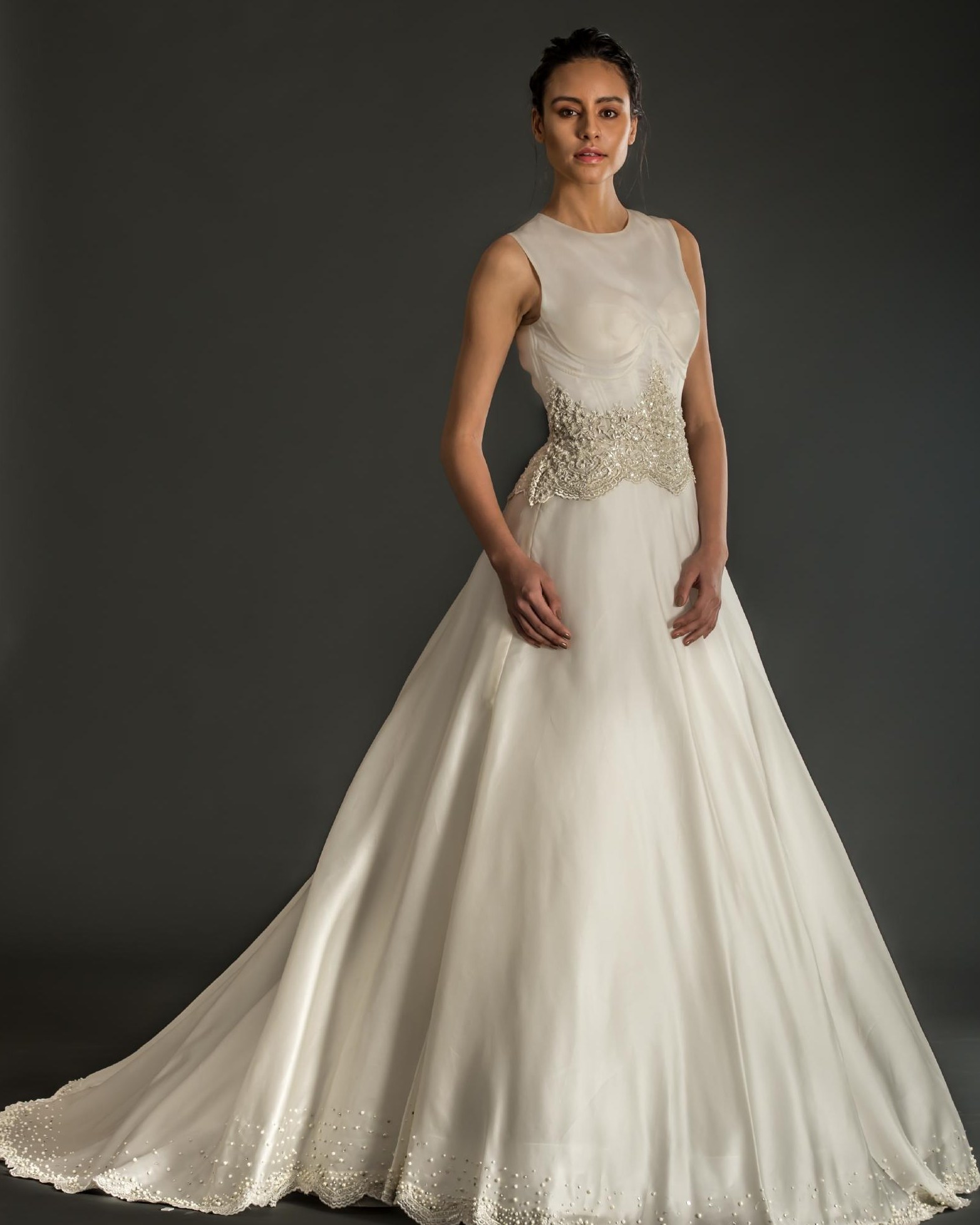 ANOVE SS18 look 004, ballgown with pearl-embellished hem